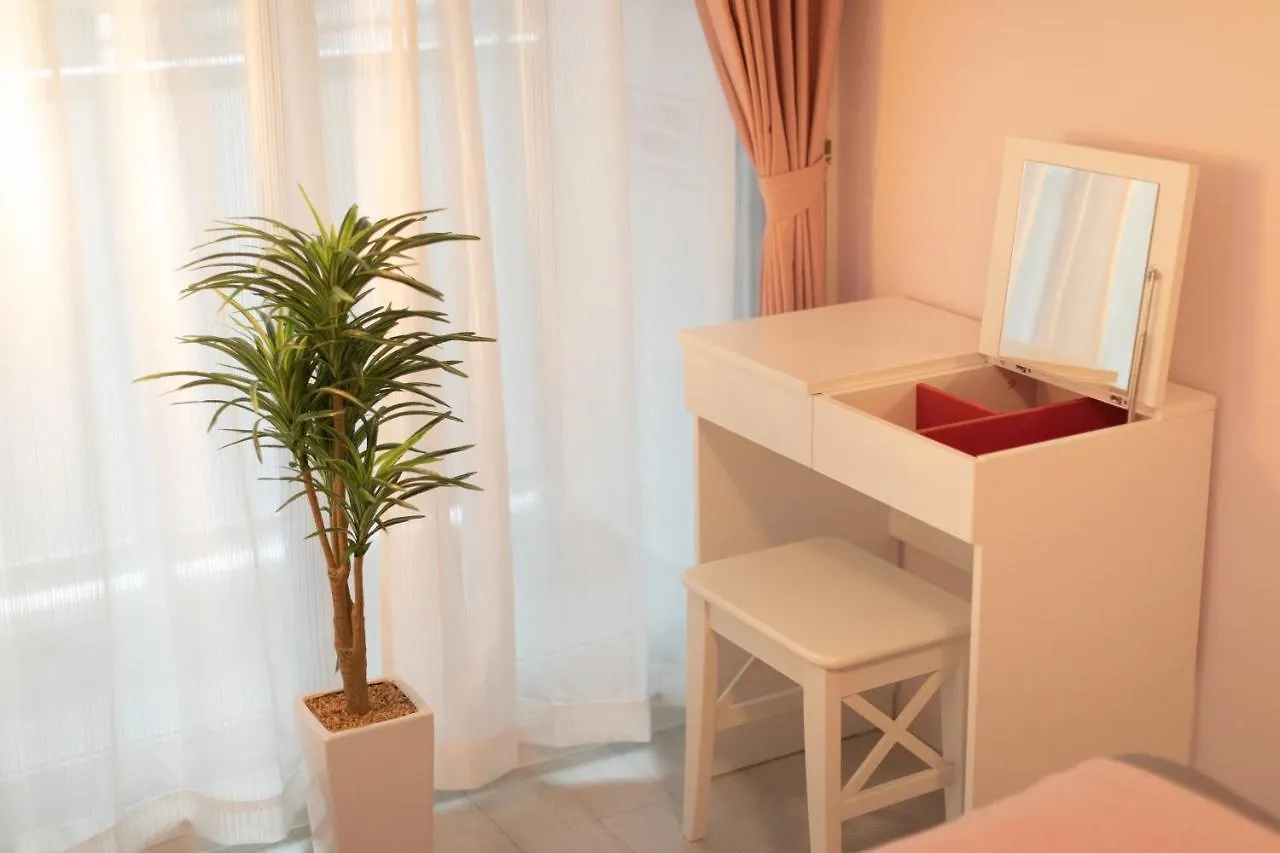 Апарт-отель Апарт отель Osaka Sunshine Tower52 L